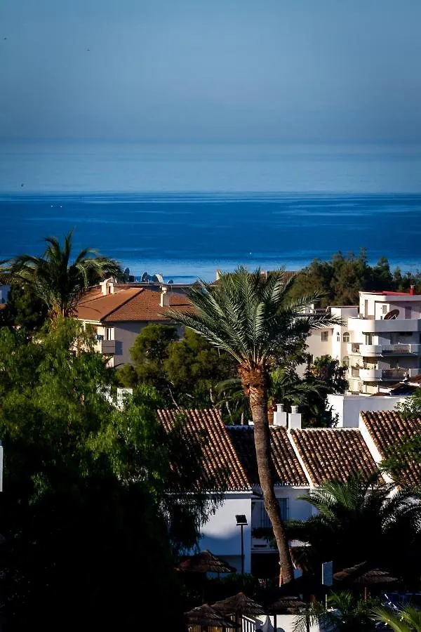 Marbella Banus Suites - Nueva Andalucia Banus Sea Views Apartment Espanha