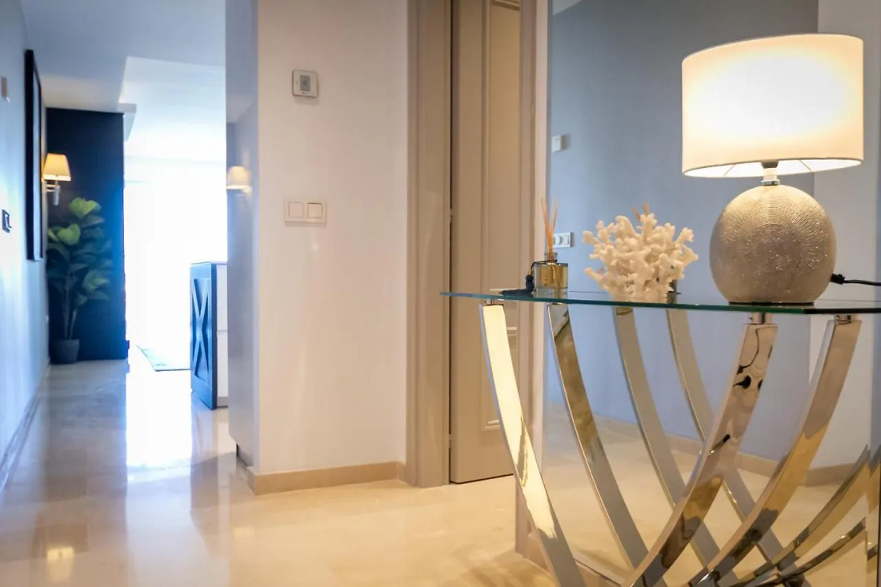 Marbella Banus Suites - Nueva Andalucia Banus Sea Views Apartment